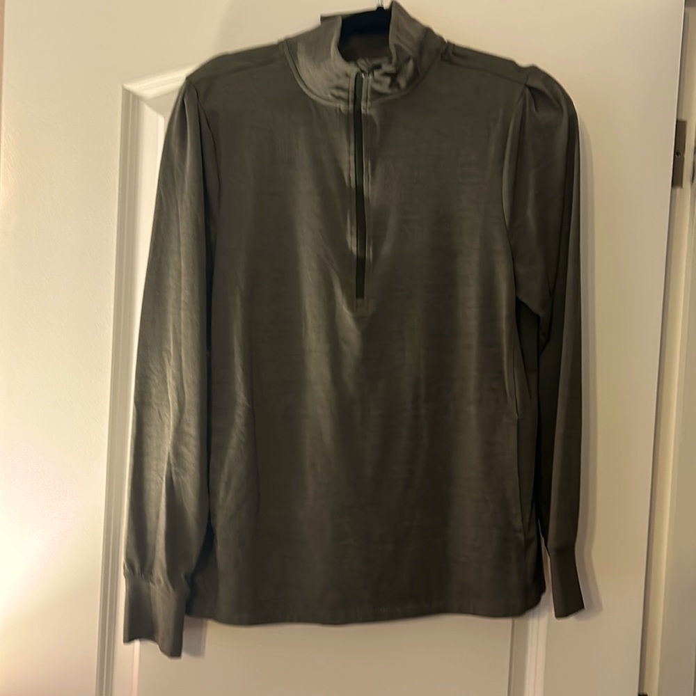 Gray/green Layer 8 half-zip jacket size L